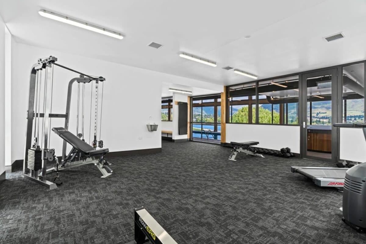 Lake View Studio Apartment Wanaka Exteriör bild